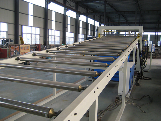 kupować Gładka, odporna na promieniowanie UV linia wytłaczania powłoki UV o grubości 500-1000 kg/h online manufacture